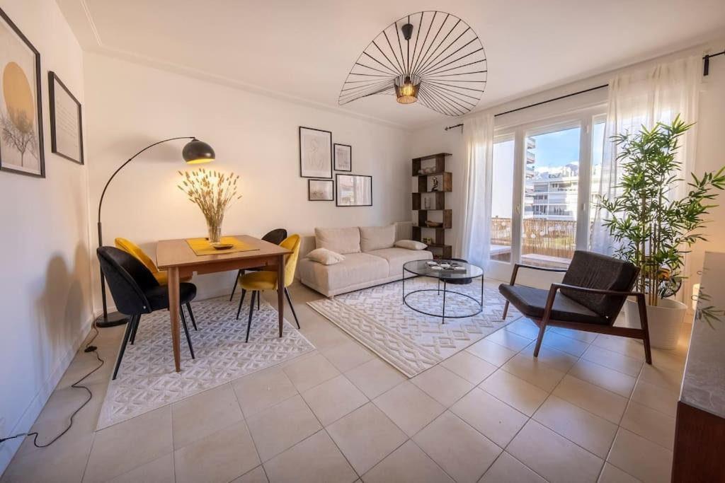06B - Beautiful 2 Rooms With Terrace Sea View โรกบรูน-กัป-มาร์แต็ง ภายนอก รูปภาพ